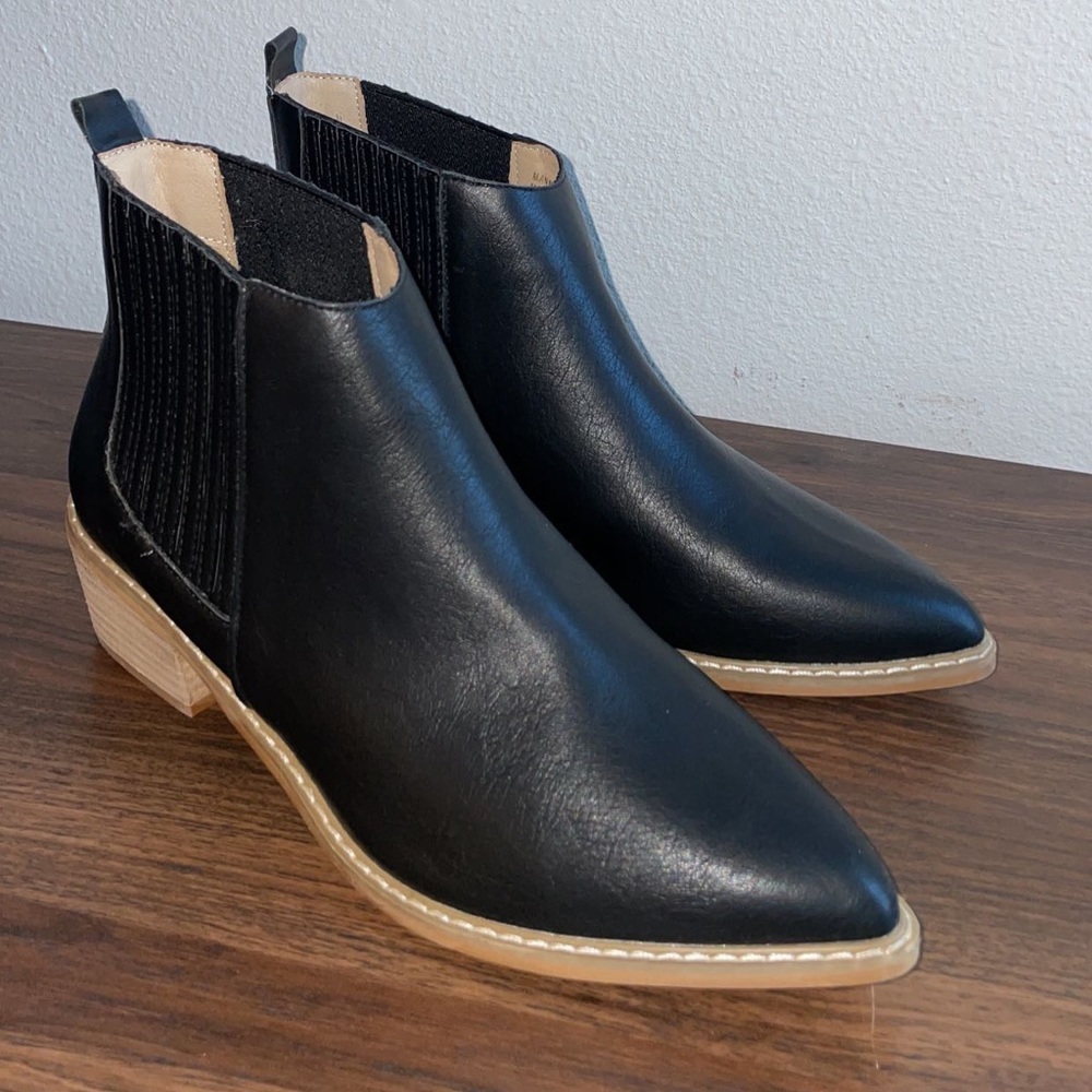 Black Oasis Society Booties, Size US 8